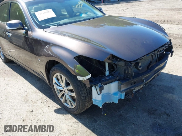2015 Infiniti Q70 with VIN JN1BY1AR1FM560845, listed as a IAAI auction lot 42165981 with 75,767 mi miles and . Bid and sale history available at DreamBid. Image 18.