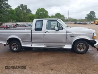 1996 Ford F-150 with VIN 1FTEX15H6TKA38105, listed as a IAAI auction lot 41936330 with 198,732 mi miles. Bid and sale history available at carsss.com. Image 13.
