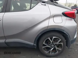 2018 Toyota C-HR XLE with VIN JTNKHMBX5J1011568, listed as a IAAI auction lot 42043867 with 30,699 mi miles. Bid and sale history available at carsss.com. Image 18.