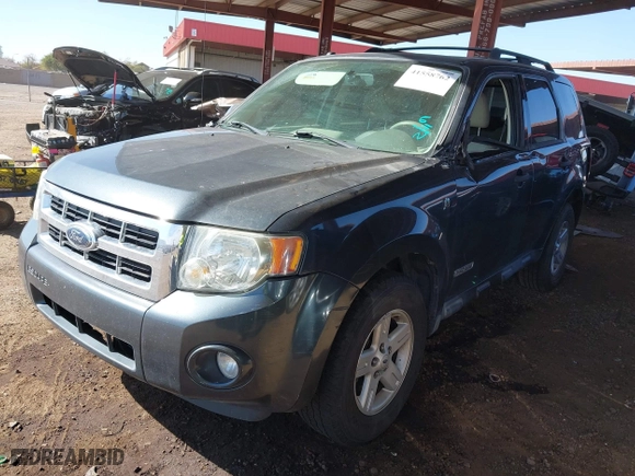 2008 Ford Escape Hybrid with VIN 1FMCU49HX8KB90001, listed as a IAAI auction lot 41558762 with 200,677 mi miles. Bid and sale history available at carsss.com. Image 2.
