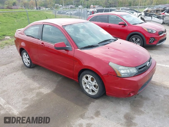 2009 Ford Focus SE with VIN 1FAHP32N79W238243, listed as a IAAI auction lot 42041530 with 191,620 mi miles. Bid and sale history available at carsss.com. Image 1.