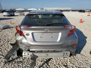 2020 Toyota C-HR LE with VIN JTNKHMBX8L1088373, listed as a Copart auction lot 47241005 with 85,300 mi miles and Salvage Title. Bid and sale history available at DreamBid. Image 6.