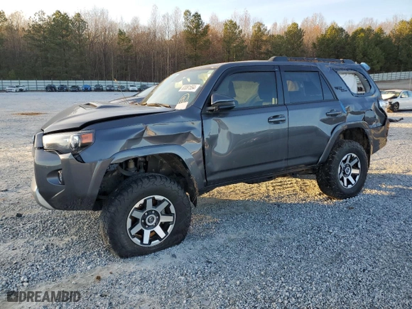 2022 Toyota 4Runner TRD Off Road with VIN JTEPU5JR8N6002155, listed as a Copart auction lot 83081554 with 80,337 mi miles and Salvage Title. Bid and sale history available at carsss.com. Image 1.
