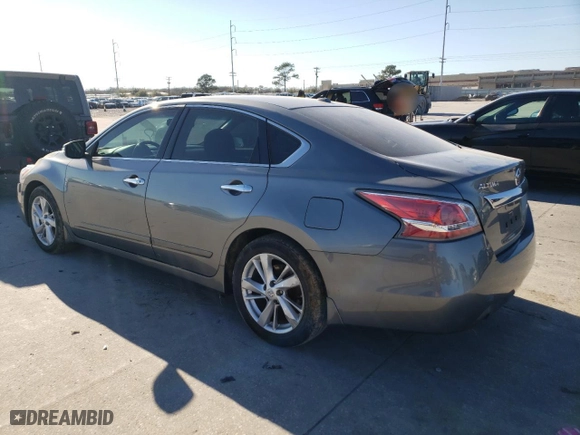 2015 Nissan Altima 2.5 SV with VIN 1N4AL3AP8FC577493, listed as a Copart auction lot 46400405 with 110,653 mi miles and Salvage Title. Bid and sale history available at carsss.com. Image 2.