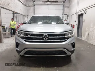2023 Volkswagen Atlas SE z VIN 1V2KC2CA6PC210593, wystawiony jako IAAI lot #41957633 z przebiegiem 34 801 mil mil oraz . Historia ofert i sprzedaży dostępna na DreamBid. Obrazek 13.