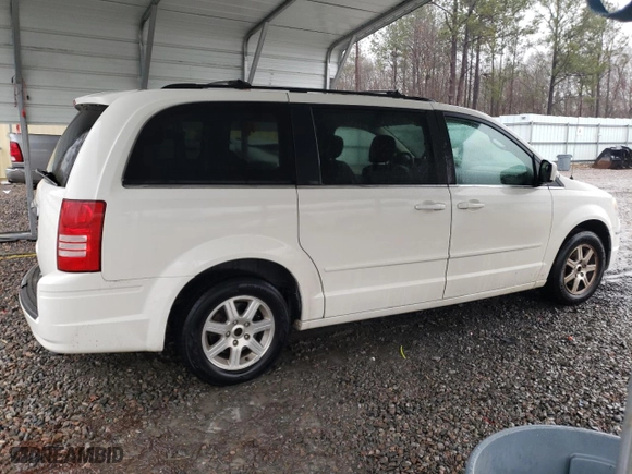 2008 Chrysler Town & Country Touring with VIN 2A8HR54P68R710057, listed as a Copart auction lot 47492085 with 141,839 mi miles and Salvage Title. Bid and sale history available at carsss.com. Image 3.