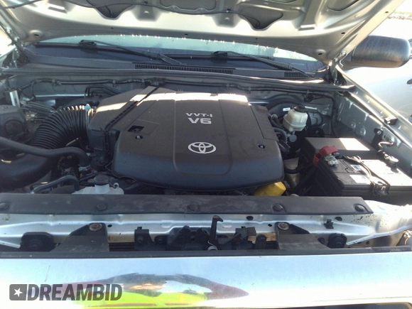 2013 Toyota Tacoma PreRunner z VIN 5TFJU4GN5DX048415, wystawiony jako IAAI lot #34578204 z przebiegiem 104 497 mil mil oraz . Historia ofert i sprzedaży dostępna na DreamBid. Obrazek 10.