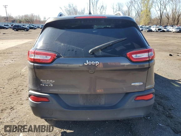 2018 Jeep Cherokee Latitude Plus with VIN 1C4PJMLB7JD562858, listed as a Copart auction lot 49663405 with 107,543 mi miles and Clean Title. Bid and sale history available at DreamBid. Image 6.