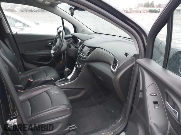 2022 Chevrolet Trax LT with VIN KL7CJPSM5NB525079, listed as a IAAI auction lot 41835898 with 45,432 mi miles and . Bid and sale history available at carsss.com. Image 5.