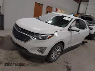 2020 Chevrolet Equinox LT with VIN 3GNAXTEV0LL279258, listed as a IAAI auction lot 41554505 with 39,901 mi miles. Bid and sale history available at carsss.com. Image 2.