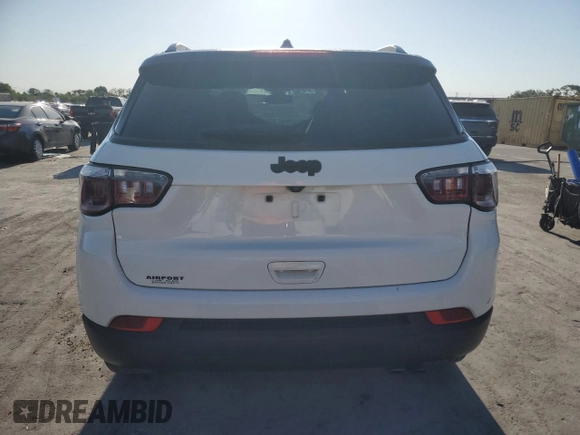 2018 Jeep Compass Latitude with VIN 3C4NJCBB9JT318383, listed as a Copart auction lot 53422815 with 98,482 mi miles and Salvage Title. Bid and sale history available at carsss.com. Image 6.