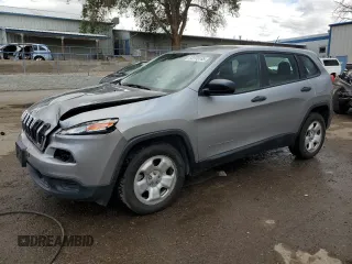 2015 Jeep Cherokee Sport z VIN 1C4PJLAB1FW711631, wystawiony jako Copart lot #58373145 z przebiegiem 123 683 mil mil oraz Szkoda całkowita • Salvage title. Historia ofert i sprzedaży dostępna na DreamBid. Obrazek 1.