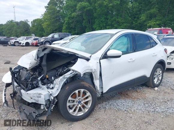 2020 Ford Escape SE with VIN 1FMCU0G61LUC46897, listed as a IAAI auction lot 42090743 with Not Provided miles and . Bid and sale history available at carsss.com. Image 16.