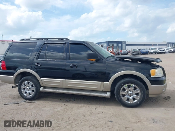 2005 Ford Expedition Eddie Bauer with VIN 1FMFU18535LA64734, listed as a IAAI auction lot 41716446 with 173,800 mi miles. Bid and sale history available at carsss.com. Image 13.