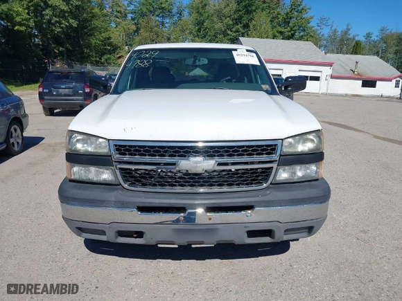 2006 Chevrolet Silverado 1500 LT1 with VIN 2GCEK19V161303709, listed as a IAAI auction lot 40294788 with 211,821 mi miles. Bid and sale history available at carsss.com. Image 13.
