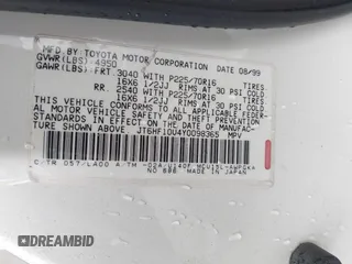 2000 Lexus RX 300 with VIN JT6HF10U4Y0098365, listed as a IAAI auction lot 42068926 with 216,582 mi miles. Bid and sale history available at carsss.com. Image 9.