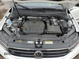 2024 Volkswagen Tiguan SE R-Line Black z VIN 3VV8B7AX3RM115902, wystawiony jako Copart lot #49396315 z przebiegiem 19 135 mil mil oraz Szkoda całkowita • Salvage title. Historia ofert i sprzedaży dostępna na DreamBid. Obrazek 13.