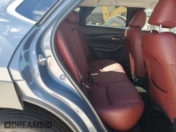2024 Mazda CX-30 2.5 S Carbon Edition with VIN 3MVDMBCMXRM673483, listed as a Copart auction lot 46810935 with 3,047 mi miles and Salvage Title. Bid and sale history available at carsss.com. Image 10.