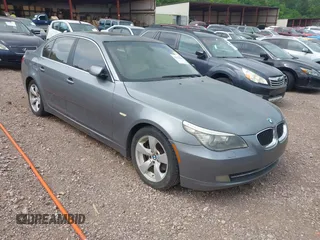 2008 BMW 5 Series 528i with VIN WBANU53548CT14787, listed as a IAAI auction lot 42122305 with 154,309 mi miles and . Bid and sale history available at carsss.com. Image 1.