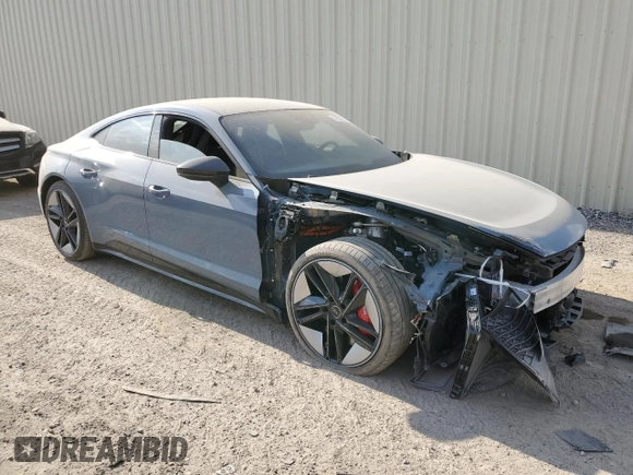 2022 Audi RS e-tron GT z VIN WAUAHBFWXN7900677, wystawiony jako Copart lot #72972794 z przebiegiem 10 839 mil mil oraz Szkoda całkowita • Salvage title. Historia ofert i sprzedaży dostępna na DreamBid. Obrazek 4.