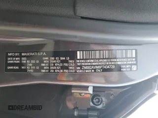 2023 Maserati Grecale Modena z VIN ZN682AVM8P7434729, wystawiony jako Copart lot #88773195 z przebiegiem Nie podano mil oraz Szkody całkowita. Historia ofert i sprzedaży dostępna na DreamBid. Obrazek 13.