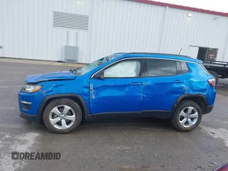 2020 Jeep Compass Latitude with VIN 3C4NJCBB9LT236642, listed as a IAAI auction lot 42113938 with Not provided miles and . Bid and sale history available at DreamBid. Image 14.