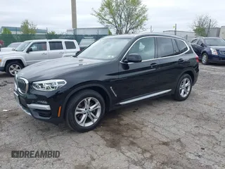 2021 BMW X3 xDrive30i z VIN 5UXTY5C04M9F93699, wystawiony jako IAAI lot #42069567 z przebiegiem 24 773 mil mil oraz . Historia ofert i sprzedaży dostępna na DreamBid. Obrazek 2.