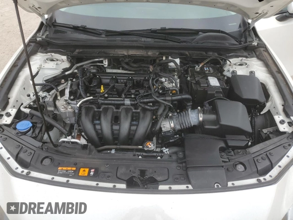 2022 Mazda 3 S with VIN 3MZBPAAL4NM307238, listed as a Copart auction lot 86509444 with 31,607 mi miles and Salvage title. Bid and sale history available at DreamBid. Image 11.
