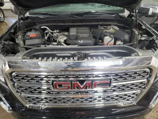 2020 GMC Sierra 1500 Denali z VIN 3GTU9FET5LG249648, wystawiony jako Copart lot #49540395 z przebiegiem 95 857 mil mil oraz Czysty tytuł • Clean title. Historia ofert i sprzedaży dostępna na DreamBid. Obrazek 11.
