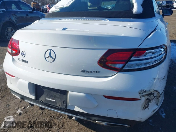 2019 Mercedes-Benz C 300 с VIN WDDWK8EB7KF828792, выставлен на аукционе IAAI как лот 41267574 с пробегом 61 168 миль миль и . История ставок и продаж доступна на DreamBid. Изображение 17.