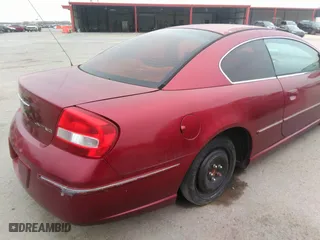 2004 Chrysler Sebring LXi with VIN 4C3AG52H24E113167, listed as a IAAI auction lot 41405762 with 253,048 mi miles. Bid and sale history available at carsss.com. Image 4.