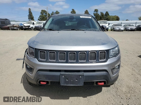 2019 Jeep Compass Trailhawk with VIN 3C4NJDDB3KT785383, listed as a Copart auction lot 53398135 with 83,498 mi miles and Salvage Title. Bid and sale history available at carsss.com. Image 5.