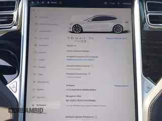 2018 Tesla Model S 75D с VIN 5YJSA1E27JF241451, выставлен на аукционе IAAI как лот 42374353 с пробегом 76 543 миль миль и . История ставок и продаж доступна на DreamBid. Изображение 7.
