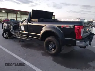 2019 Ford F-350 with VIN 1FT7X3BT8KEF10329, listed as a IAAI auction lot 40903813 with Not Provided miles and . Bid and sale history available at DreamBid. Image 3.