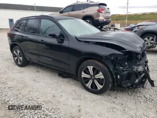 2024 Volvo XC60 Recharge Plug-In Hybrid Core Dark Theme with VIN YV4H60DK1R1939885, listed as a Copart auction lot 77381144 with 3,246 mi miles and Salvage Title. Bid and sale history available at carsss.com. Image 4.