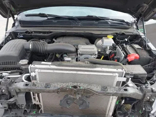 2022 Ram 1500 Big Horn z VIN 1C6SRFFT4NN381744, wystawiony jako IAAI lot #41621744 z przebiegiem 48 414 mil mil oraz . Historia ofert i sprzedaży dostępna na DreamBid. Obrazek 10.