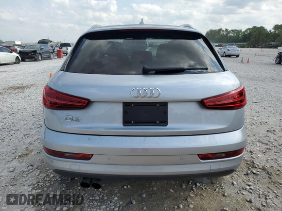 2017 Audi Q3 Premium Plus z VIN WA1HCCFS2HR015136, wystawiony jako Copart lot #53516725 z przebiegiem 46 490 mil mil oraz Czysty tytuł • Clean title. Historia ofert i sprzedaży dostępna na DreamBid. Obrazek 6.