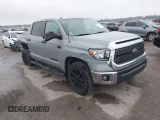2019 Toyota Tundra 2WD SR5 with VIN 5TFEY5F13KX247647, listed as a IAAI auction lot 41535741 with 90,244 mi miles. Bid and sale history available at carsss.com. Image 1.