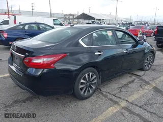 2018 Nissan Altima 2.5 SL with VIN 1N4AL3AP1JC198487, listed as a IAAI auction lot 41583866 with 146,172 mi miles. Bid and sale history available at carsss.com. Image 4.