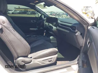 2024 Ford Mustang GT с VIN 1FA6P8CF1R5412664, выставлен на аукционе IAAI как лот 42293885 с пробегом 14 429 миль миль и . История ставок и продаж доступна на DreamBid. Изображение 5.