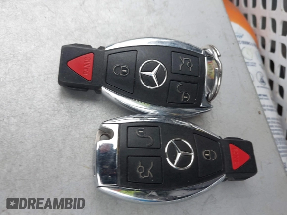 2019 Mercedes-Benz GLE 400 with VIN 4JGDA5GB3KB207679, listed as a IAAI auction lot 41556577 with 199,755 mi miles and . Bid and sale history available at DreamBid. Image 11.