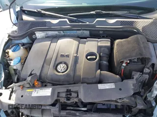 2013 Volkswagen Beetle with VIN 3VWHX7AT4DM667136, listed as a IAAI auction lot 41855778 with 120,300 mi miles and . Bid and sale history available at DreamBid. Image 10.