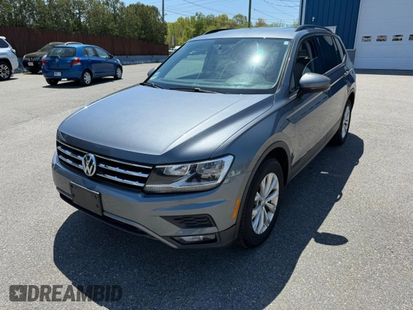 2018 Volkswagen Tiguan S z VIN 3VV0B7AX2JM014870, wystawiony jako Copart lot #57364305 z przebiegiem 118 522 mil mil oraz Czysty tytuł • Clean title. Historia ofert i sprzedaży dostępna na DreamBid. Obrazek 2.