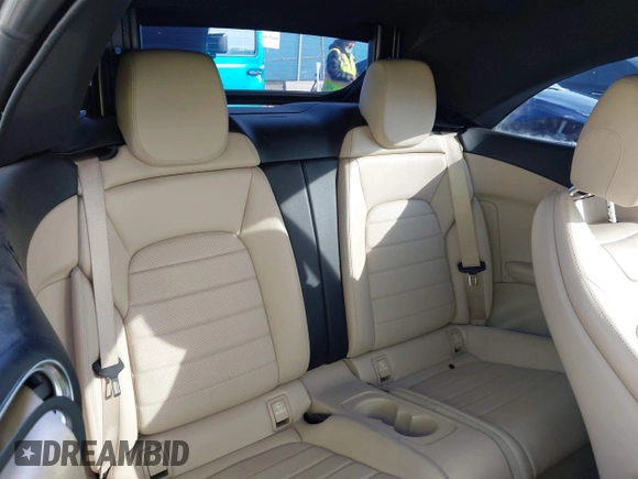 2019 Mercedes-Benz C 300 with VIN WDDWK8DB6KF827909, listed as a IAAI auction lot 41614128 with 55,903 mi miles and . Bid and sale history available at carsss.com. Image 8.