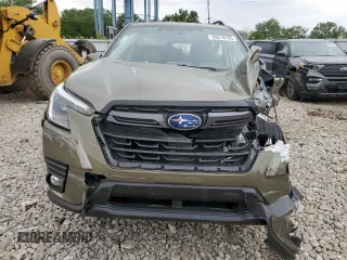 2023 Subaru Forester Limited with VIN JF2SKAPC4PH408779, listed as a Copart auction lot 59618705 with 10,385 mi miles and Salvage title. Bid and sale history available at DreamBid. Image 5.