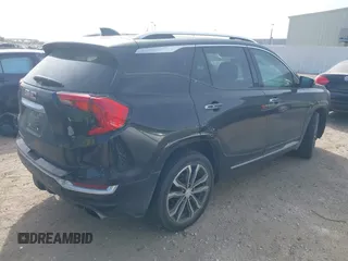 2019 GMC Terrain Denali z VIN 3GKALSEX8KL196647, wystawiony jako IAAI lot #41776987 z przebiegiem 119 829 mil mil oraz . Historia ofert i sprzedaży dostępna na DreamBid. Obrazek 4.
