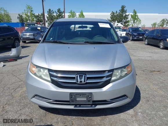 2014 Honda Odyssey LX with VIN 5FNRL5H24EB008838, listed as a IAAI auction lot 41987432 with 276,432 mi miles. Bid and sale history available at carsss.com. Image 13.