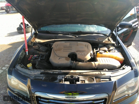 2014 Chrysler 300 with VIN 2C3CCAGG7EH240120, listed as a IAAI auction lot 40629490 with 142,041 mi miles. Bid and sale history available at carsss.com. Image 10.