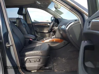 2009 Audi Q5 Premium Plus z VIN WA1KK78RX9A040361, wystawiony jako IAAI lot #41864443 z przebiegiem 81 290 mil mil oraz . Historia ofert i sprzedaży dostępna na DreamBid. Obrazek 5.