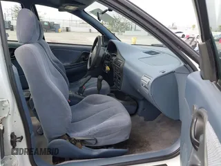 1995 Chevrolet Cavalier LS z VIN 1G1JF5245S7207731, wystawiony jako IAAI lot #42366121 z przebiegiem 125 163 mil mil oraz . Historia ofert i sprzedaży dostępna na DreamBid. Obrazek 5.